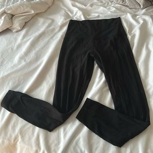 Lululemon Align 25” black leggings